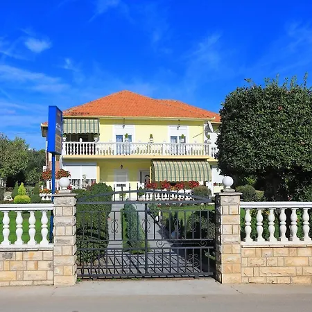 Grand Ljiljana Apartment Bibinje