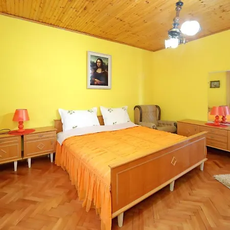 Apartment Grand Ljiljana *
