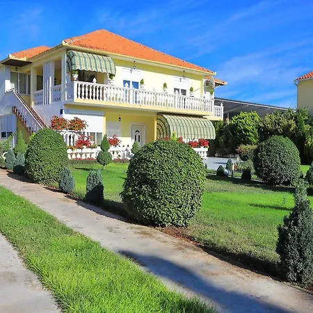 Grand Ljiljana Бибинье